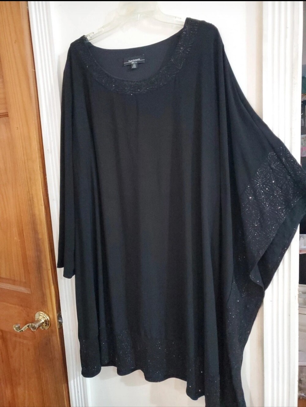 Dress 2X Black With Sparkle Trim Ponch Sleeve